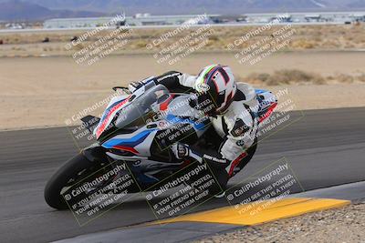 media/Dec-17-2022-SoCal Trackdays (Sat) [[224abd9271]]/Turn 9 Inside (1pm)/